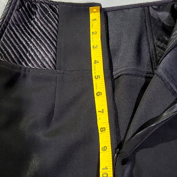 Like New Moda International Pencil Skirt - Picture 10 of 11